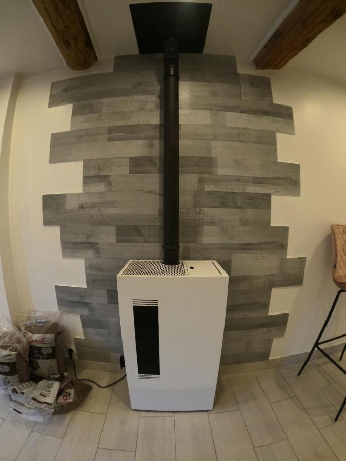 Appartement cocooning pour un séjours à Tende Exterior foto